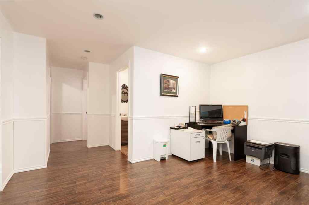 MLS® A2247483 - 256 Sunridge Road W in Sunridge Lethbridge, Residential