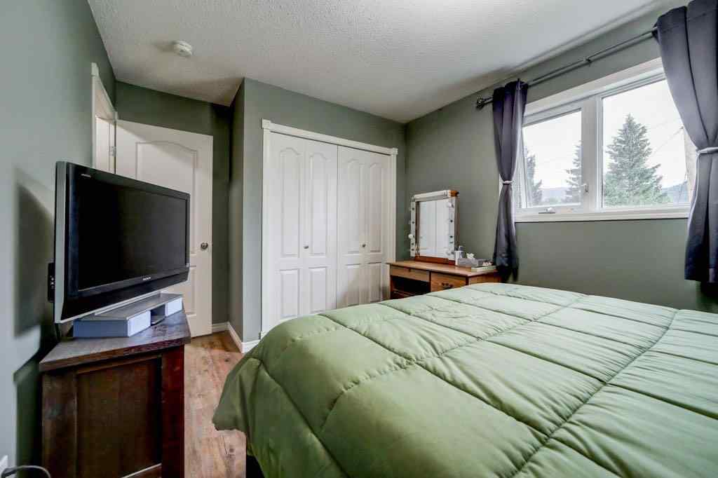 MLS® A2247485 - 20725 23 Avenue  in NONE Bellevue, Residential