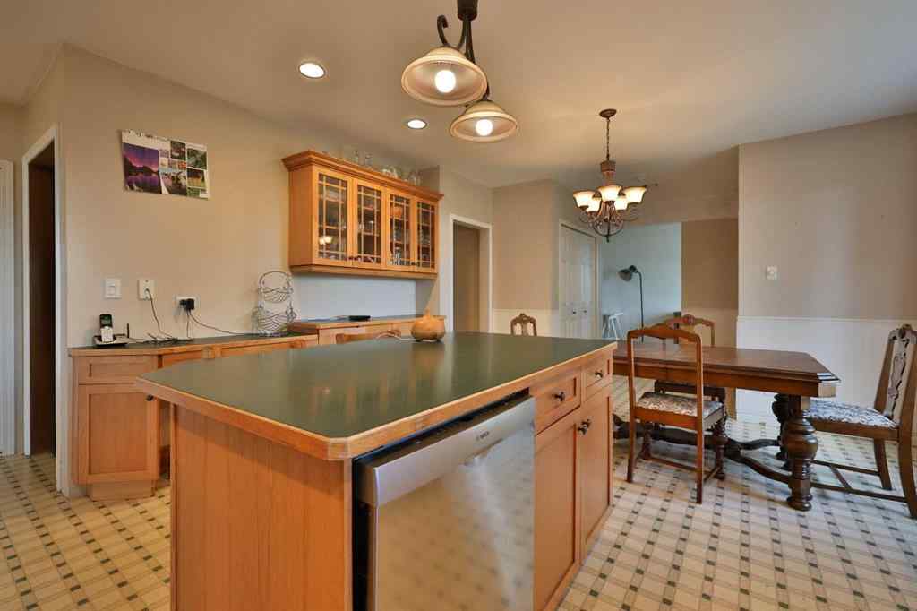 MLS® A2247486 - 618 2 Street  in NONE Stirling, Residential