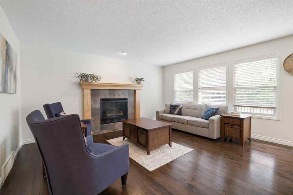 MLS® A2247491 - 29 Sunset Close  in Sunset Ridge Cochrane, Residential