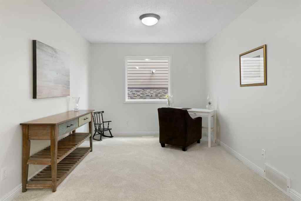 MLS® A2247491 - 29 Sunset Close  in Sunset Ridge Cochrane, Residential
