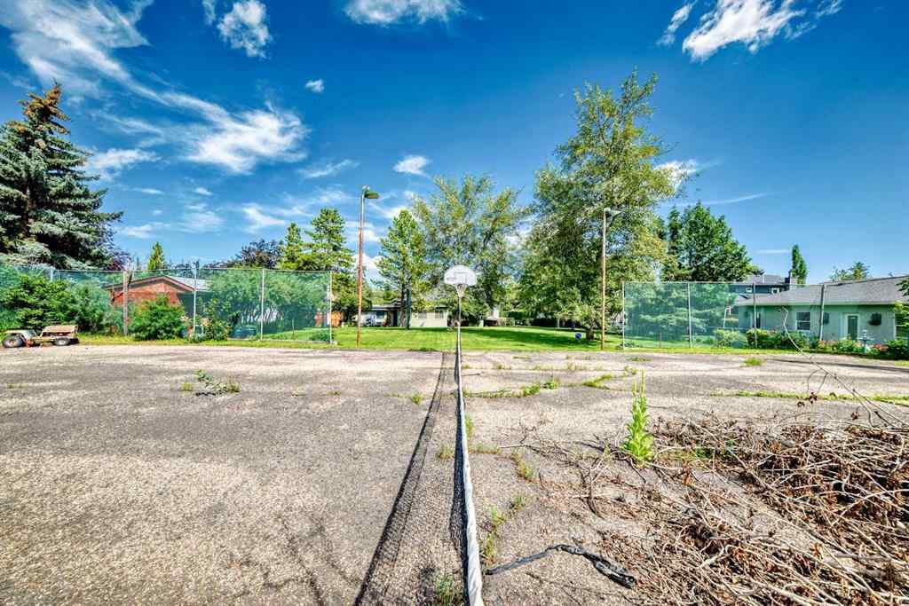 MLS® A2247493 - 6807 Bow Crescent NW in Bowness Calgary, Residential