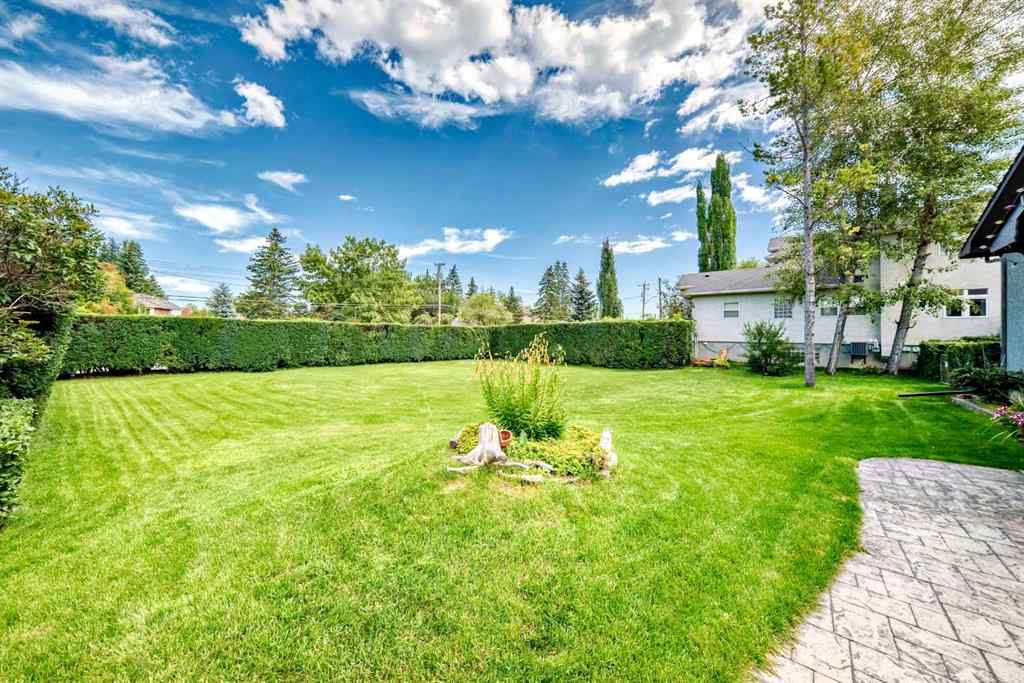 MLS® A2247493 - 6807 Bow Crescent NW in Bowness Calgary, Residential