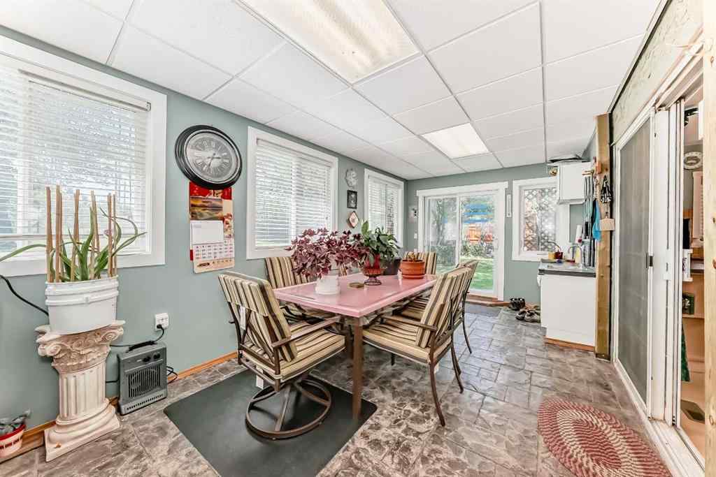 MLS® A2247493 - 6807 Bow Crescent NW in Bowness Calgary, Residential