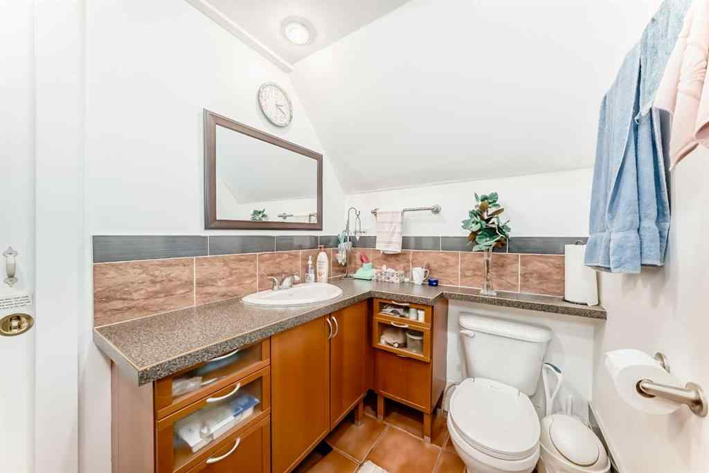 MLS® A2247493 - 6807 Bow Crescent NW in Bowness Calgary, Residential