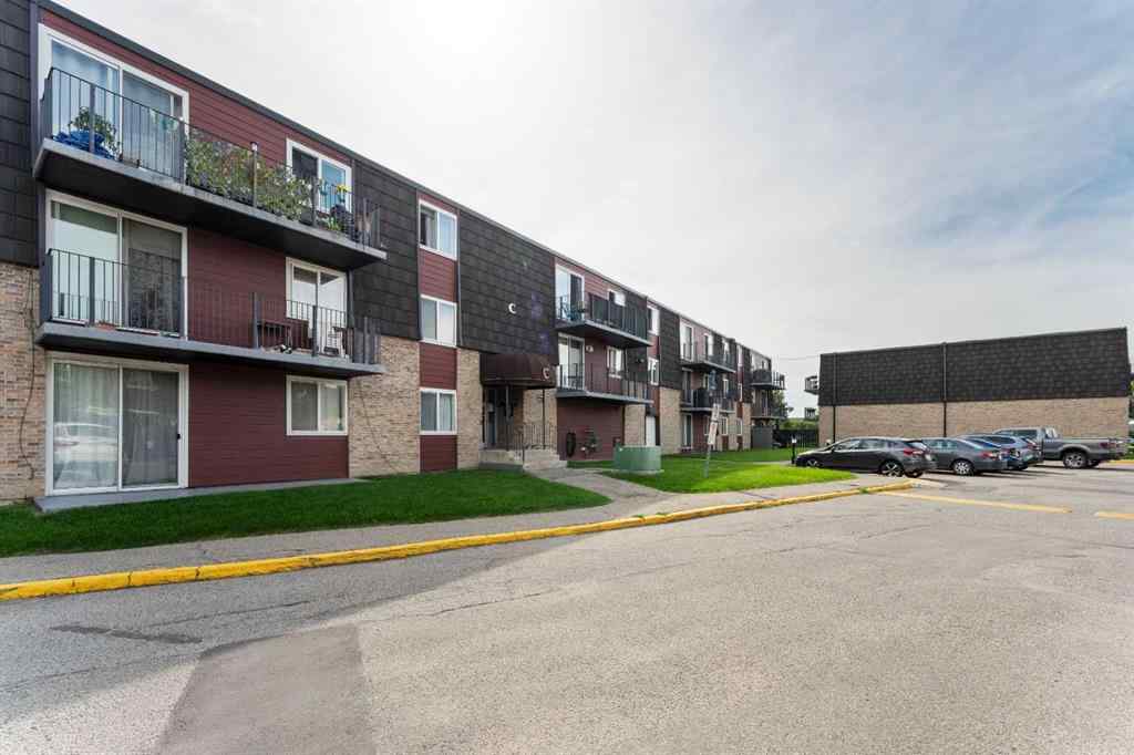 MLS® A2247501 - Unit #15C 80 Galbraith Drive SW in Glamorgan Calgary, Residential