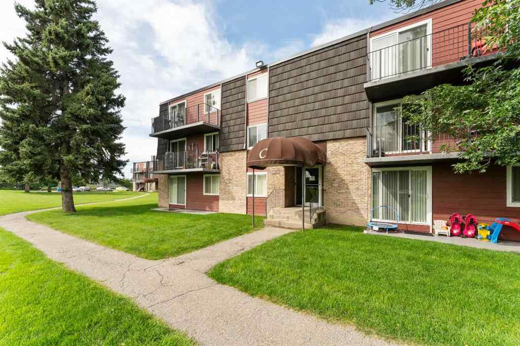MLS® A2247501 - Unit #15C 80 Galbraith Drive SW in Glamorgan Calgary, Residential