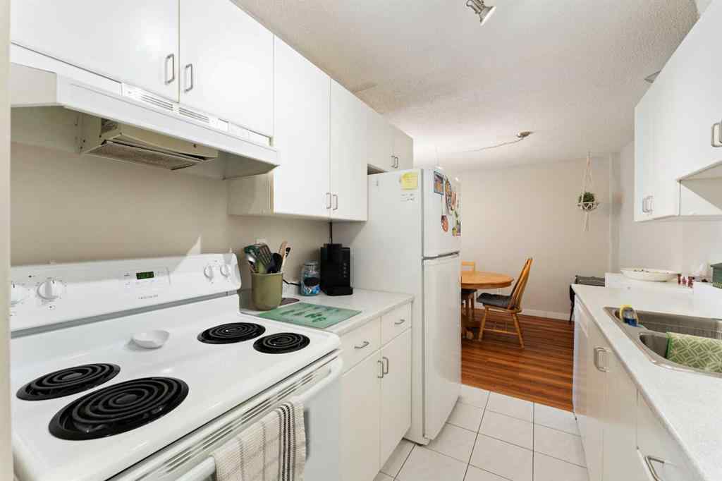 MLS® A2247501 - Unit #15C 80 Galbraith Drive SW in Glamorgan Calgary, Residential