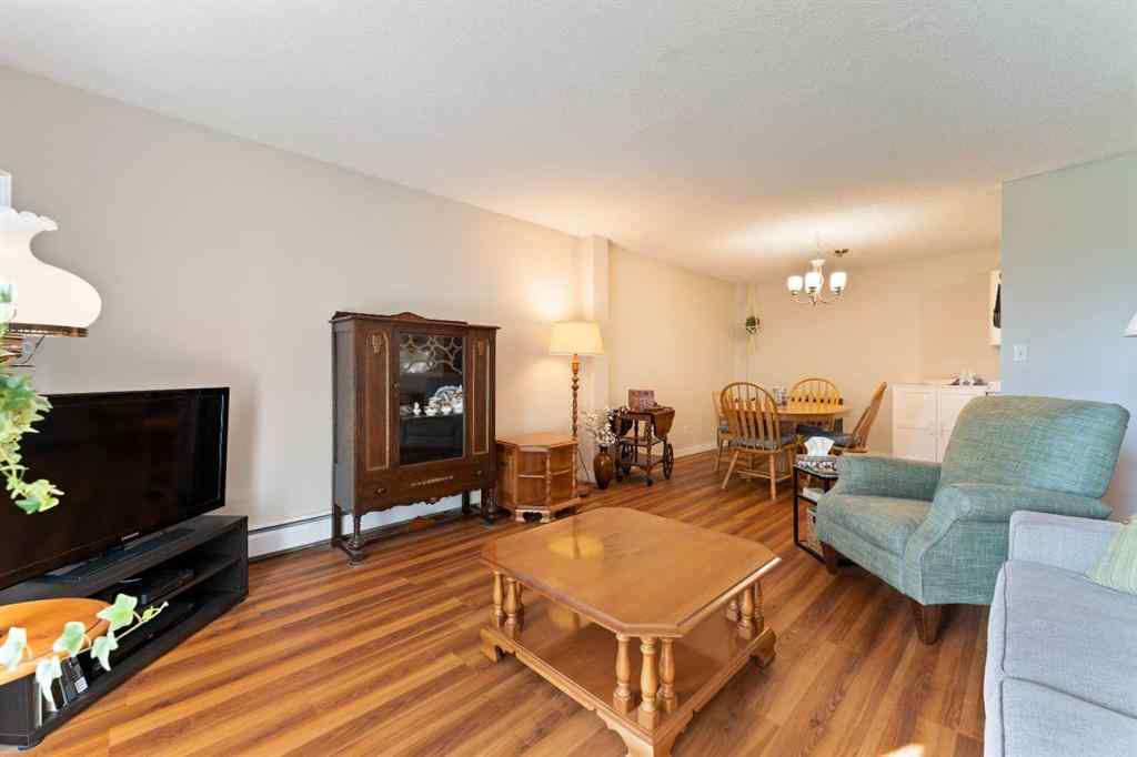 MLS® A2247501 - Unit #15C 80 Galbraith Drive SW in Glamorgan Calgary, Residential