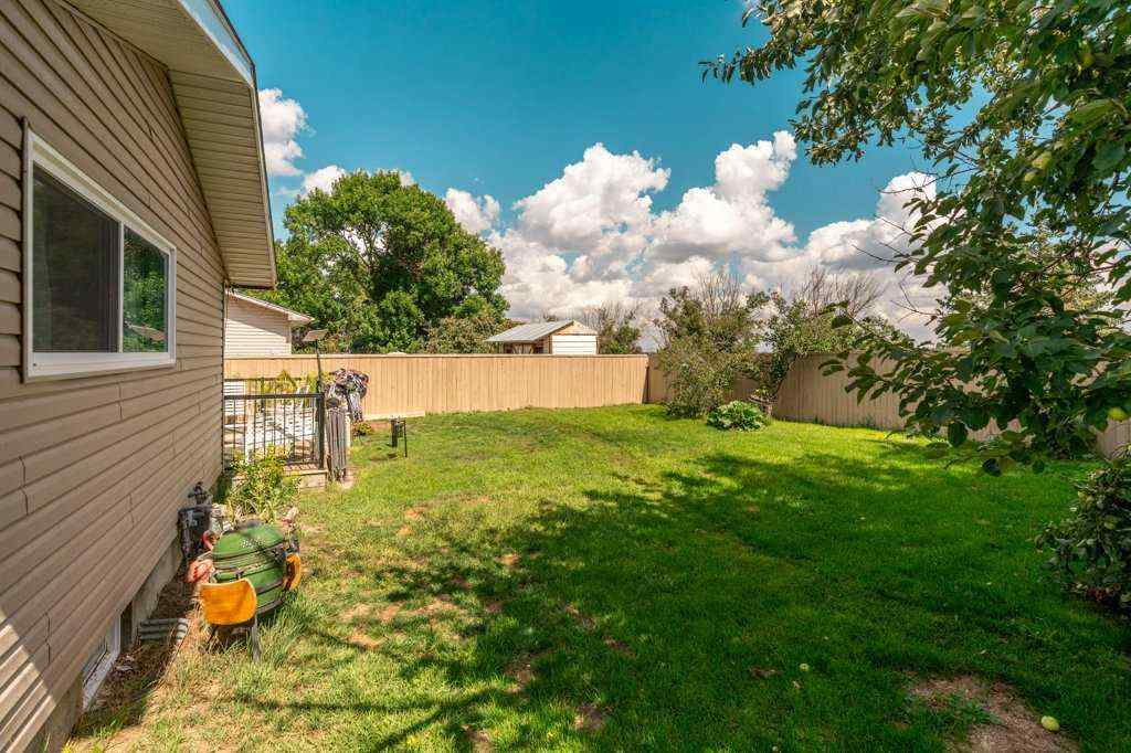 MLS® A2247506 - 139 Laval Boulevard W in Varsity Village Lethbridge, Residential