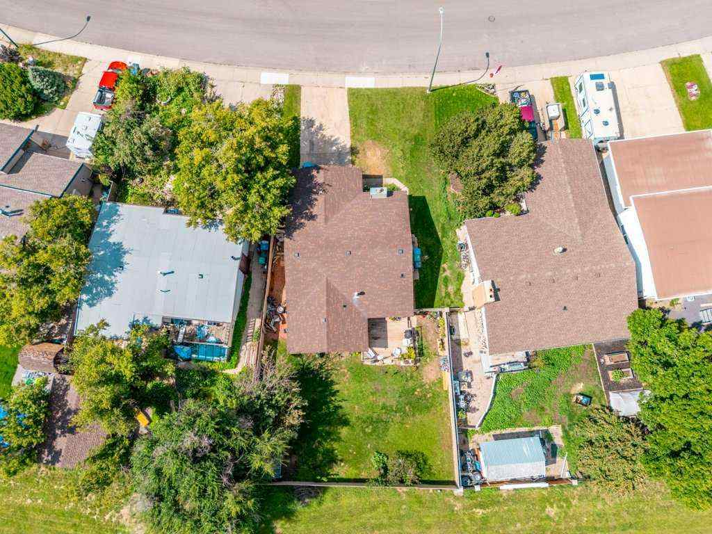 MLS® A2247506 - 139 Laval Boulevard W in Varsity Village Lethbridge, Residential