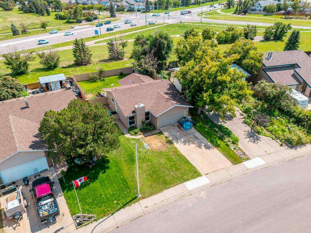 MLS® A2247506 - 139 Laval Boulevard W in Varsity Village Lethbridge, Residential
