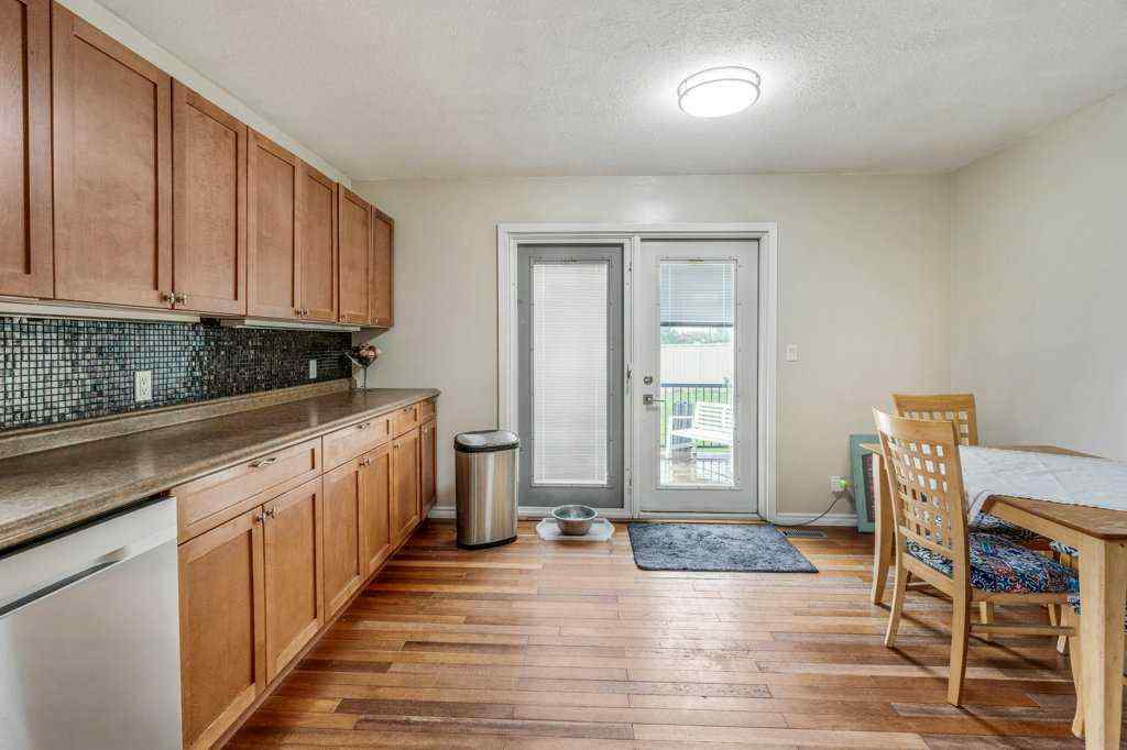 MLS® A2247506 - 139 Laval Boulevard W in Varsity Village Lethbridge, Residential
