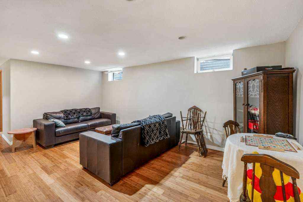 MLS® A2247506 - 139 Laval Boulevard W in Varsity Village Lethbridge, Residential
