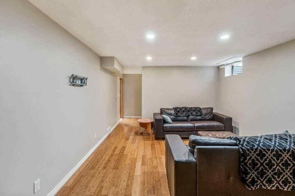 MLS® A2247506 - 139 Laval Boulevard W in Varsity Village Lethbridge, Residential