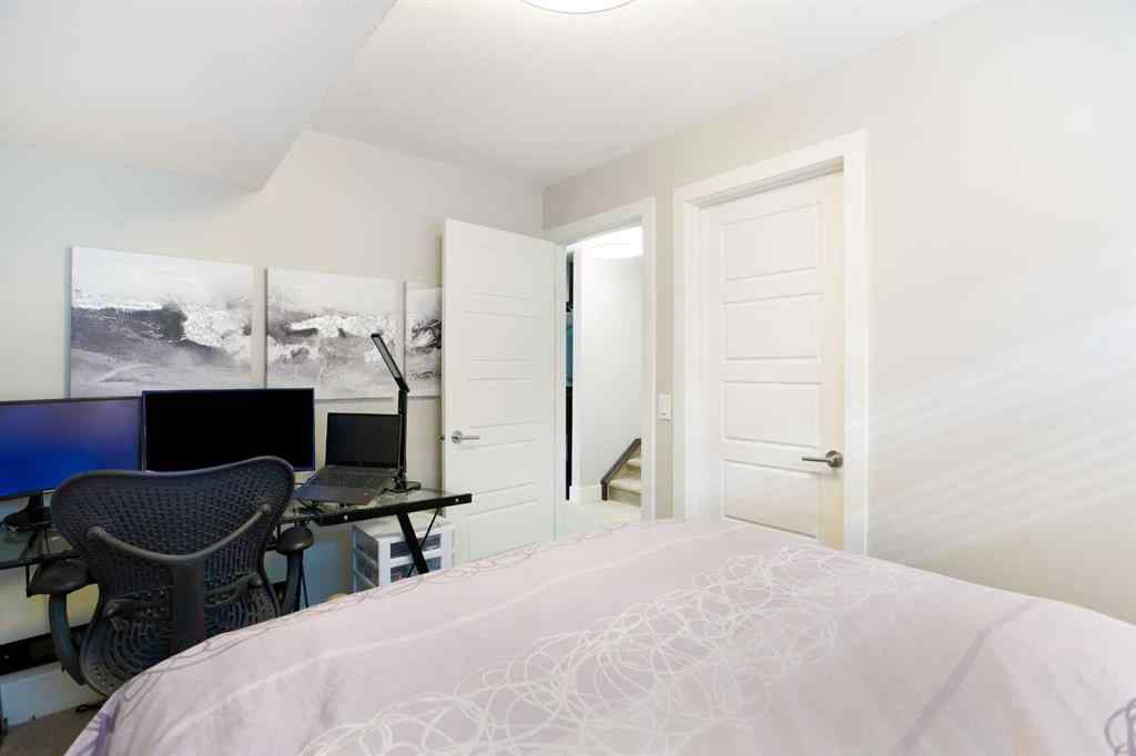 MLS® A2247516 - 548 Quarry Park Boulevard SE in Douglasdale/Glen Calgary, Residential