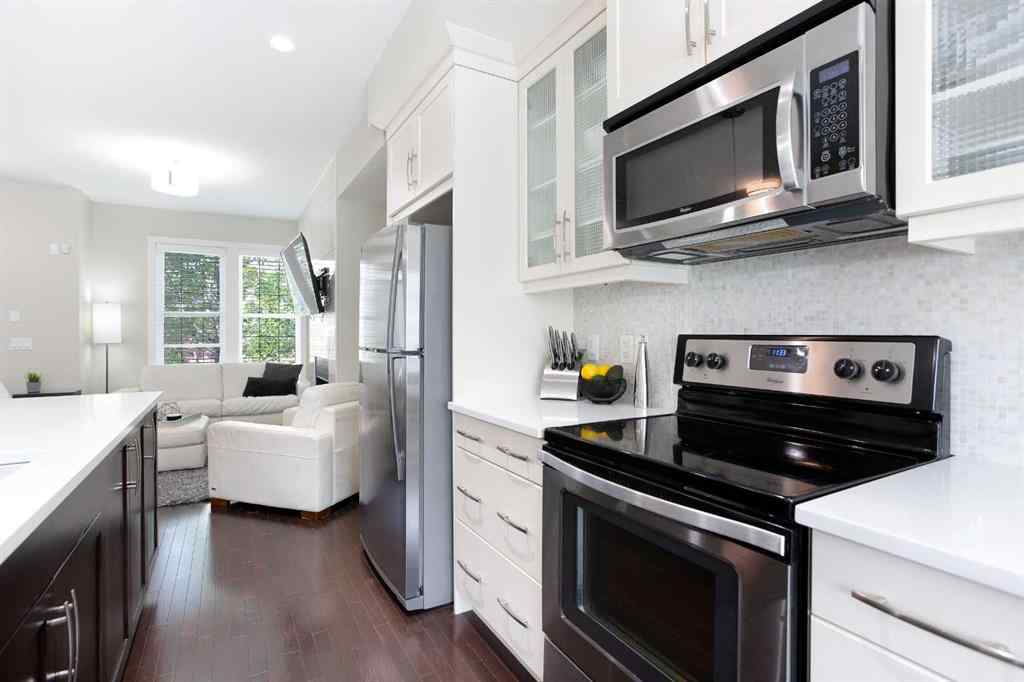 MLS® A2247516 - 548 Quarry Park Boulevard SE in Douglasdale/Glen Calgary, Residential