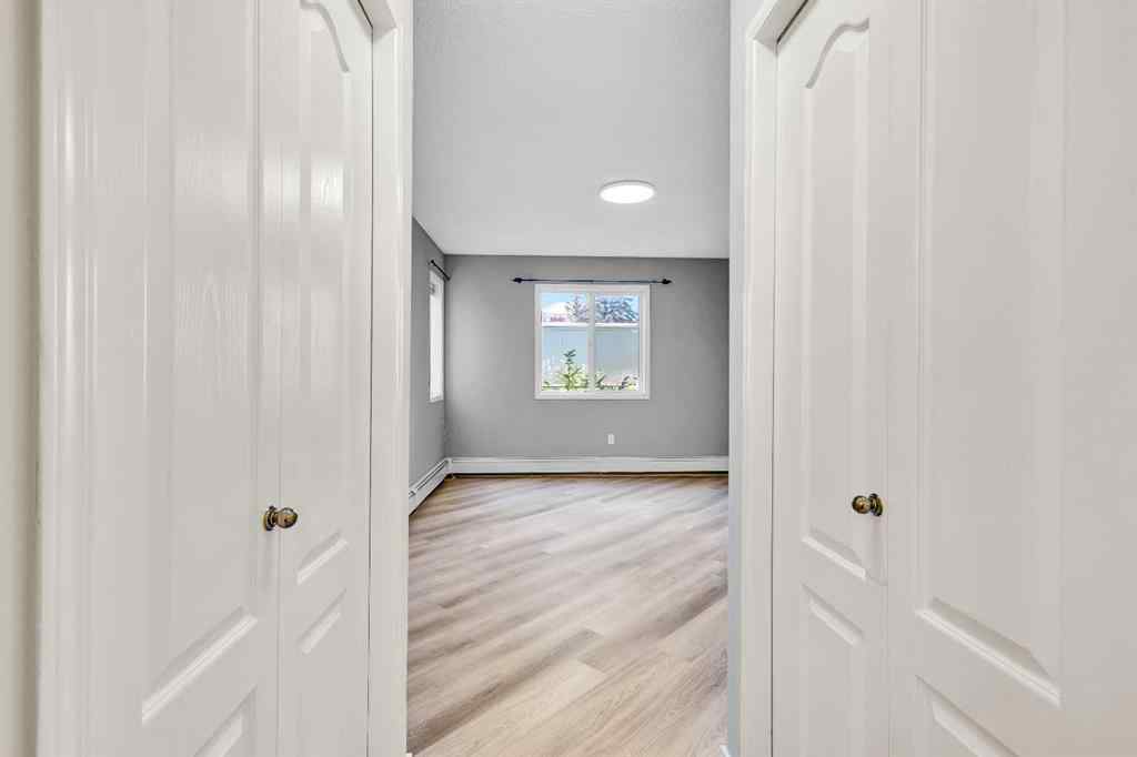 MLS® A2247517 - Unit #309 20 Sierra Morena Mews SW in Signal Hill Calgary, Residential
