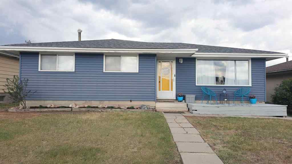 MLS® A2247521 - 1005 2 Street SE in Huntington Drumheller, Residential