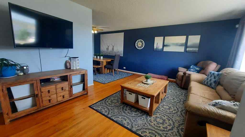 MLS® A2247521 - 1005 2 Street SE in Huntington Drumheller, Residential