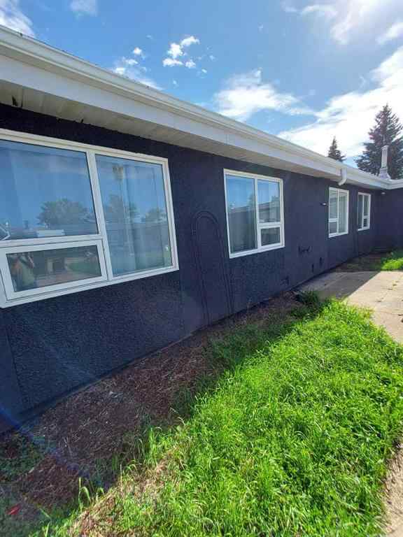 MLS® A2247537 - 5430 51A Street  in NONE Bashaw, Commercial