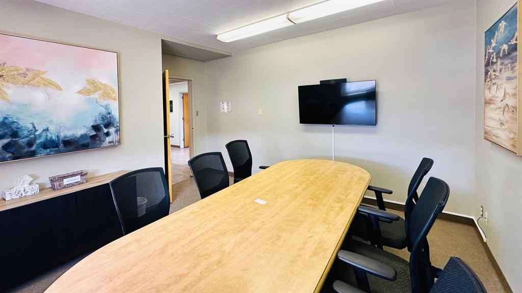 MLS® A2247539 - 601 7 Street E in Riverview Park Drumheller, Commercial