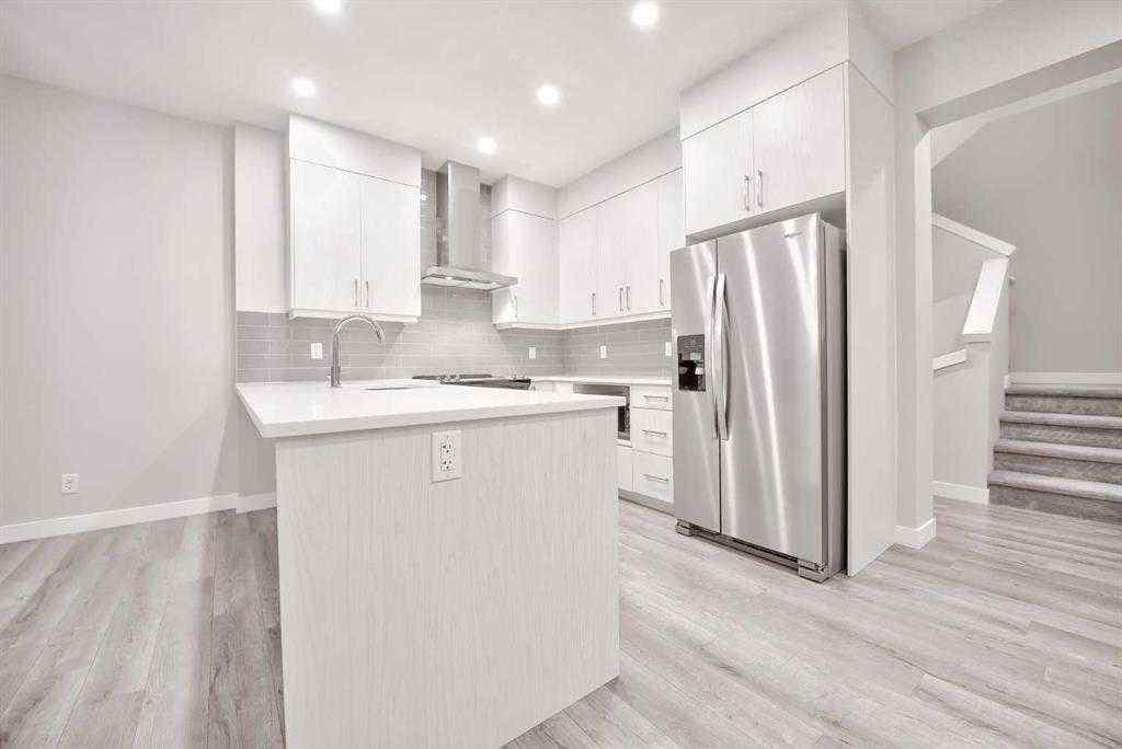 MLS® A2247557 - 917 Crestridge Common SW in Crestmont Calgary, Residential