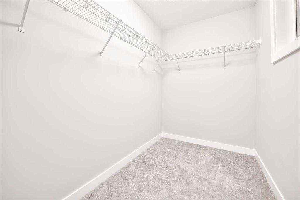 MLS® A2247557 - 917 Crestridge Common SW in Crestmont Calgary, Residential