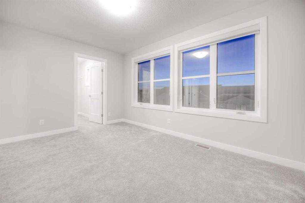 MLS® A2247557 - 917 Crestridge Common SW in Crestmont Calgary, Residential