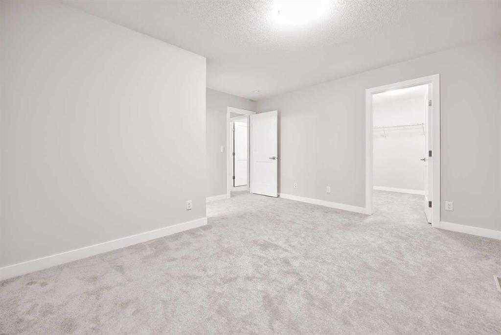MLS® A2247557 - 917 Crestridge Common SW in Crestmont Calgary, Residential