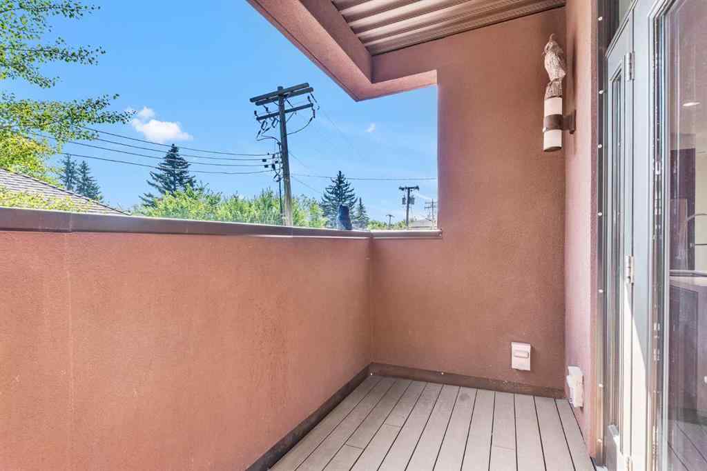 MLS® A2247558 - Unit #203 108 13 Avenue NE in Crescent Heights Calgary, Residential