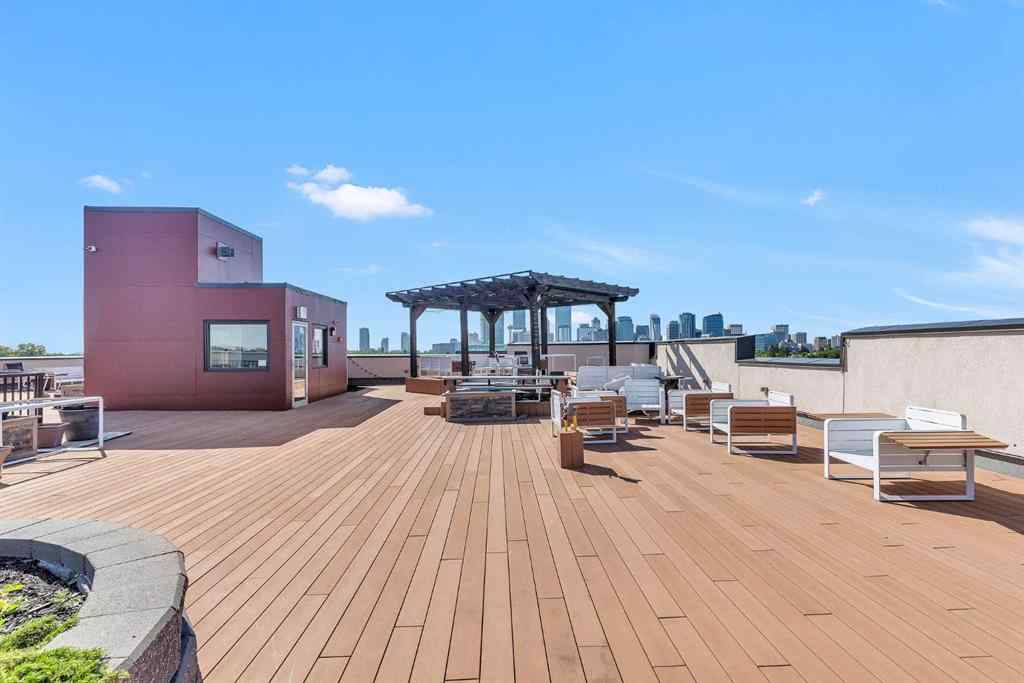 MLS® A2247558 - Unit #203 108 13 Avenue NE in Crescent Heights Calgary, Residential