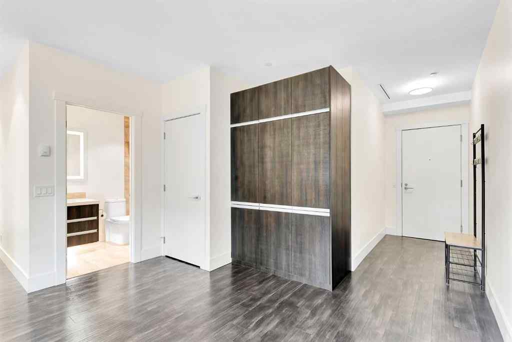 MLS® A2247558 - Unit #203 108 13 Avenue NE in Crescent Heights Calgary, Residential