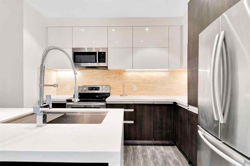 MLS® A2247558 - Unit #203 108 13 Avenue NE in Crescent Heights Calgary, Residential