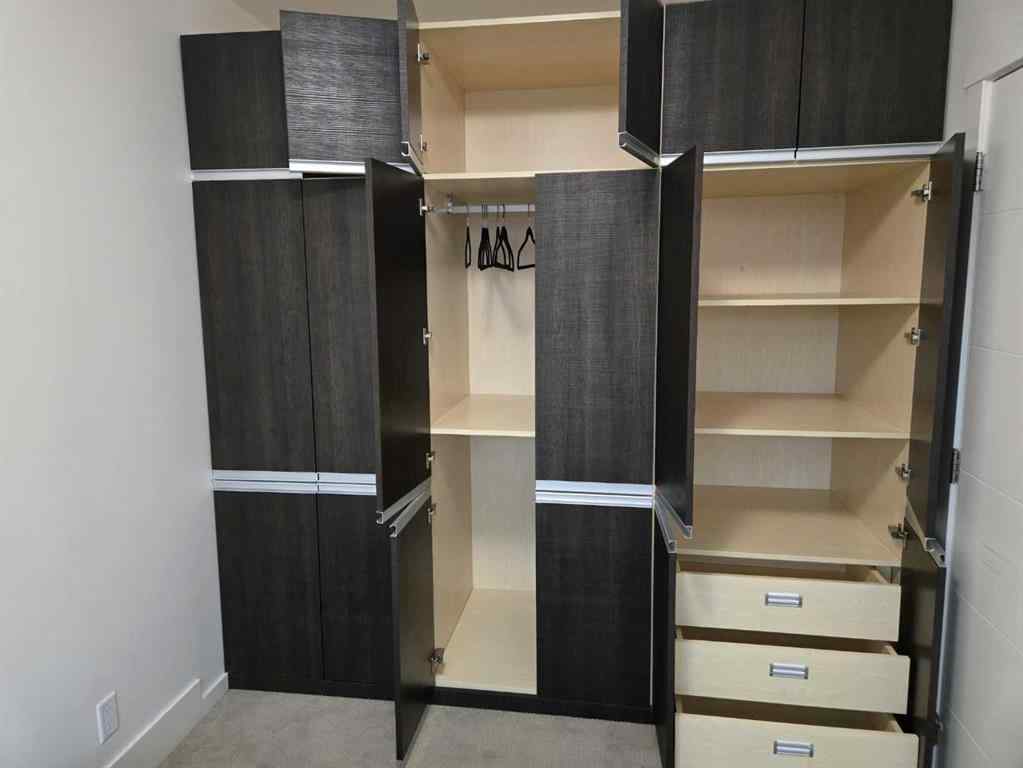 MLS® A2247558 - Unit #203 108 13 Avenue NE in Crescent Heights Calgary, Residential