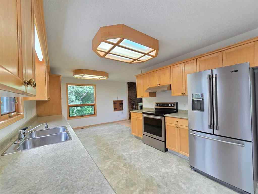 MLS® A2247563 - 5510 50 Street  in NONE Berwyn, Residential