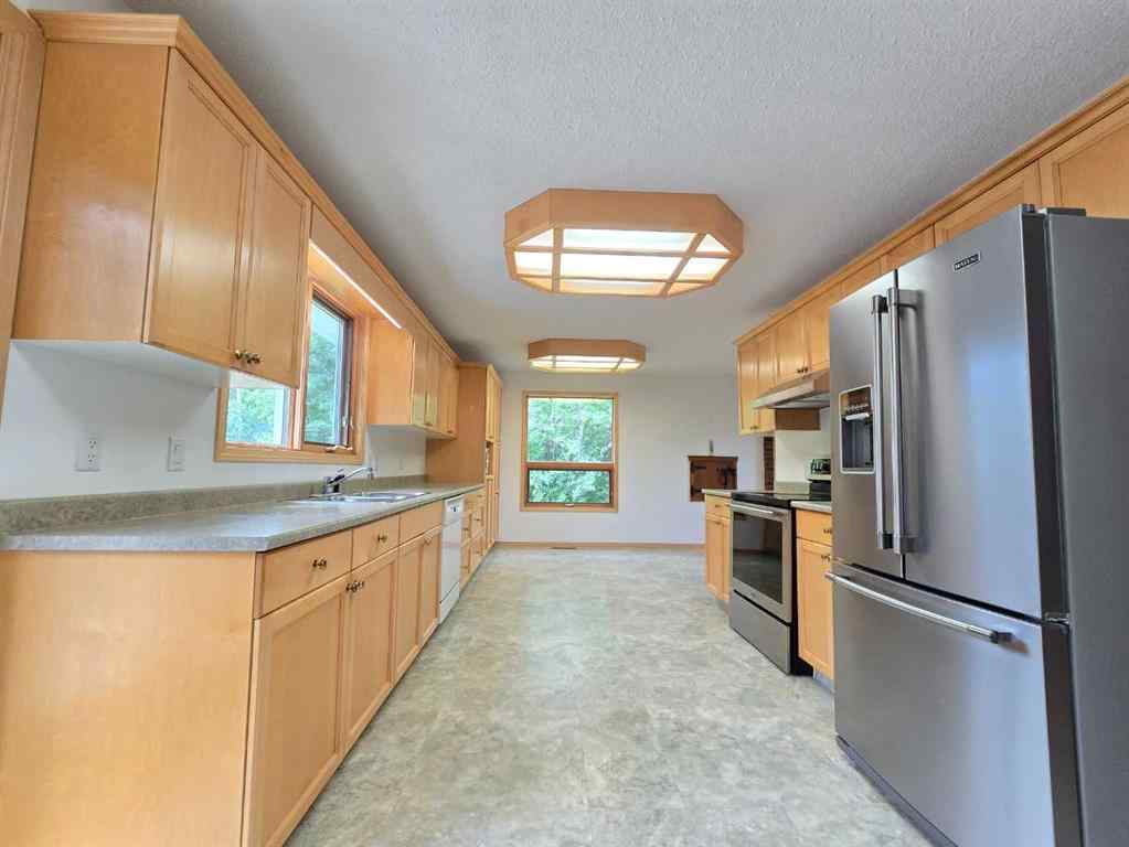 MLS® A2247563 - 5510 50 Street  in NONE Berwyn, Residential