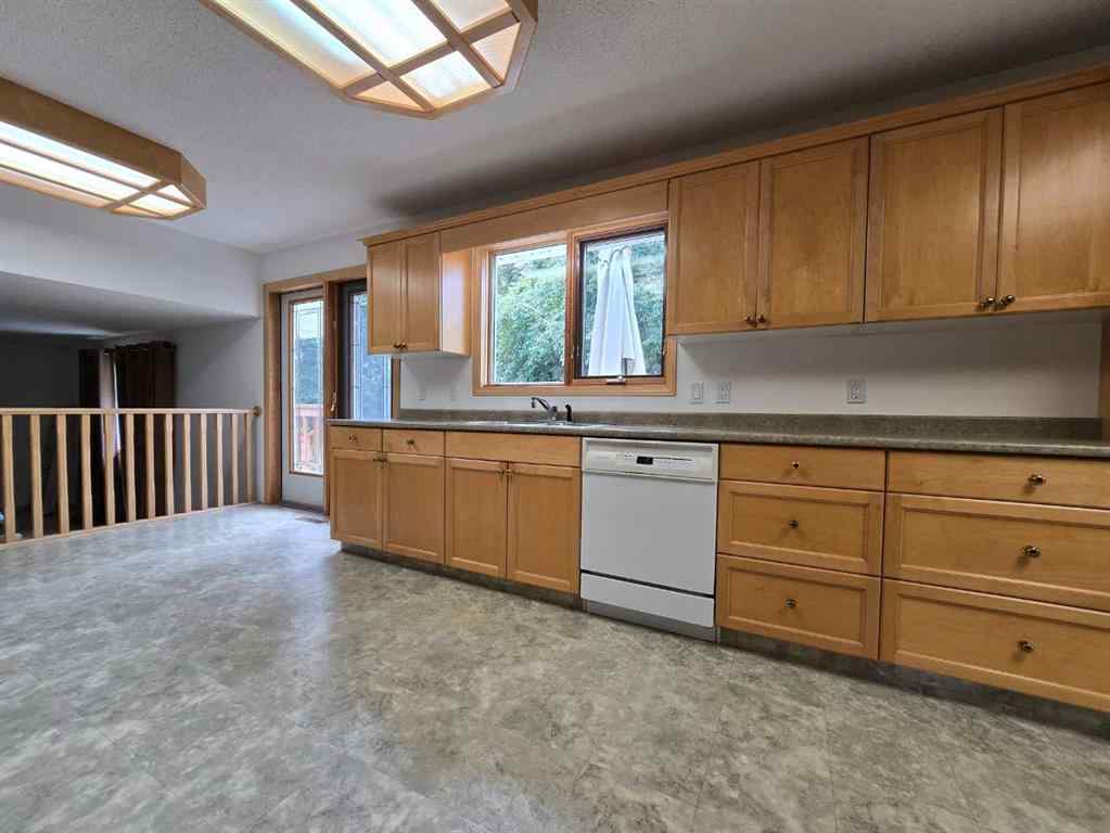 MLS® A2247563 - 5510 50 Street  in NONE Berwyn, Residential