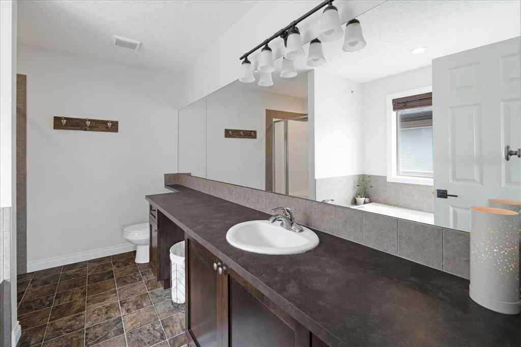 MLS® A2247564 - 1617 High Park Drive NW in Highwood Village High River, Residential