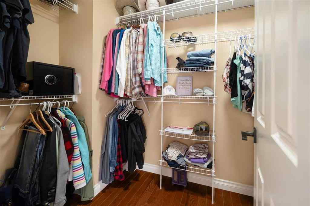 MLS® A2247564 - 1617 High Park Drive NW in Highwood Village High River, Residential