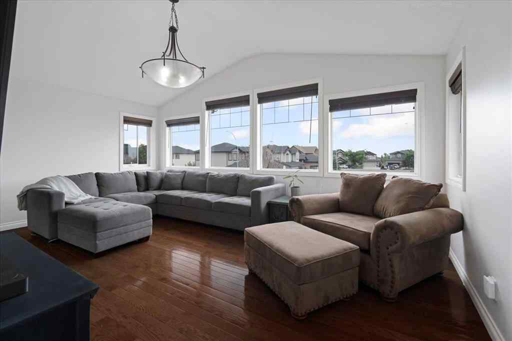 MLS® A2247564 - 1617 High Park Drive NW in Highwood Village High River, Residential