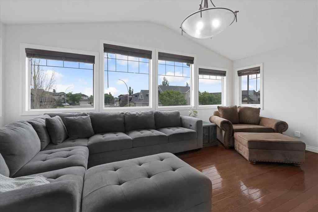 MLS® A2247564 - 1617 High Park Drive NW in Highwood Village High River, Residential