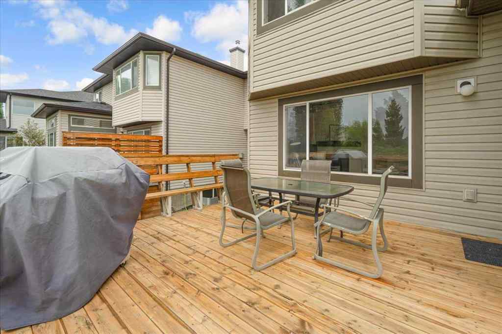 MLS® A2247564 - 1617 High Park Drive NW in Highwood Village High River, Residential