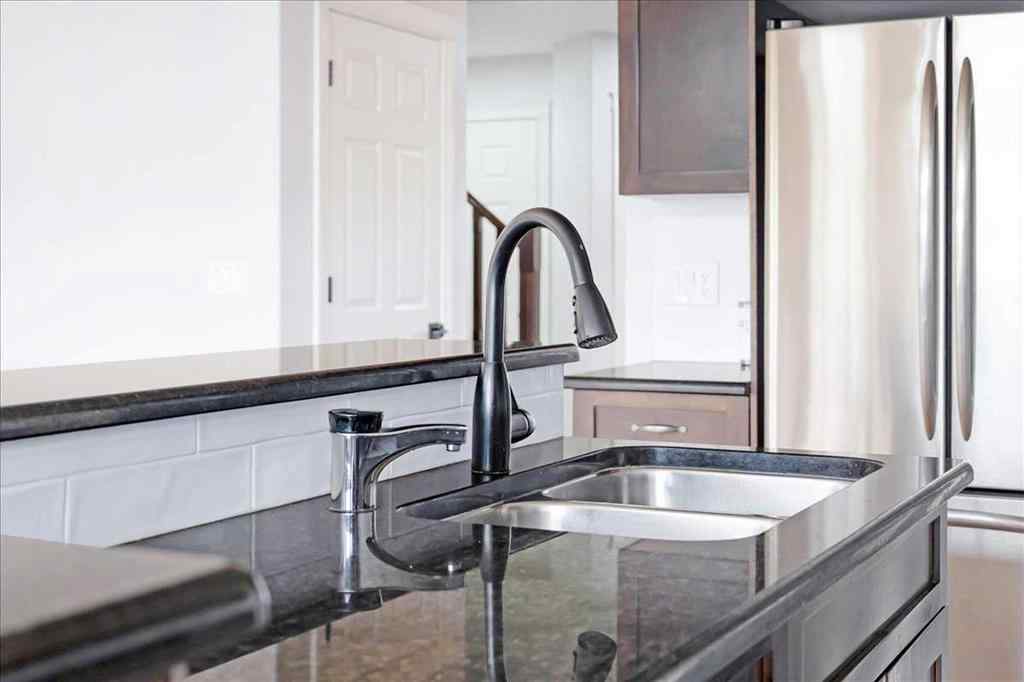 MLS® A2247564 - 1617 High Park Drive NW in Highwood Village High River, Residential