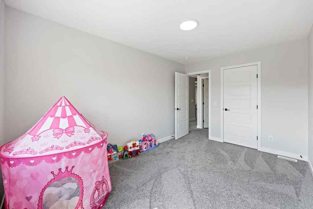 MLS® A2247575 - 83 Wolf Creek Rise SE in Wolf Willow Calgary, Residential