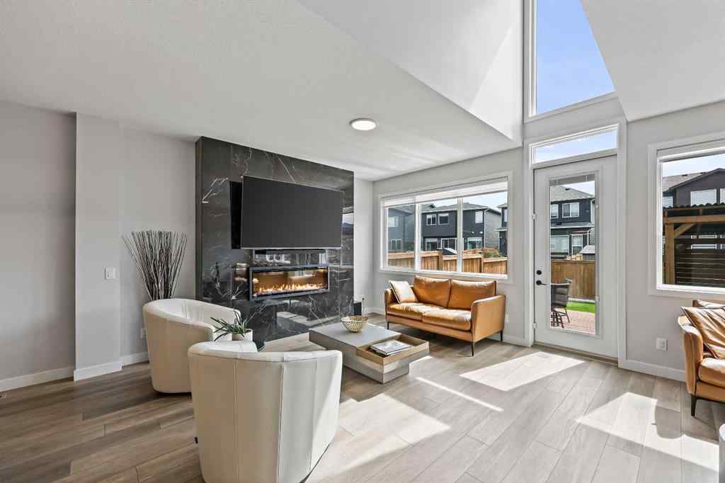 MLS® A2247575 - 83 Wolf Creek Rise SE in Wolf Willow Calgary, Residential