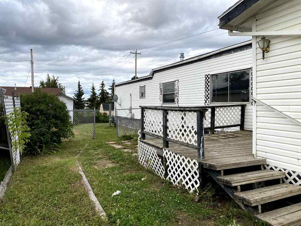 MLS® A2247576 - 9713 102 Avenue  in N/A Clairmont, Residential