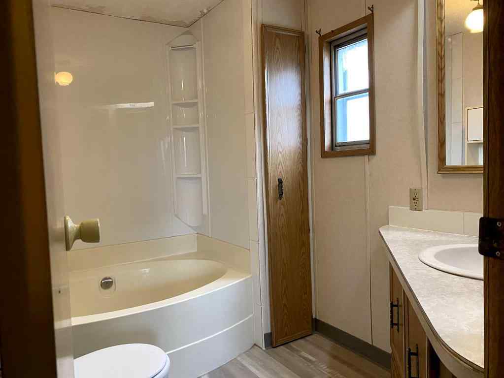 MLS® A2247576 - 9713 102 Avenue  in N/A Clairmont, Residential