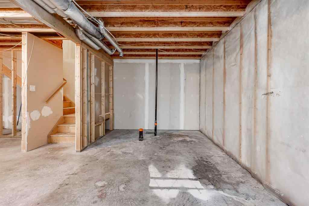 MLS® A2247578 - 14 VOLD Close  in Vanier East Red Deer, Residential