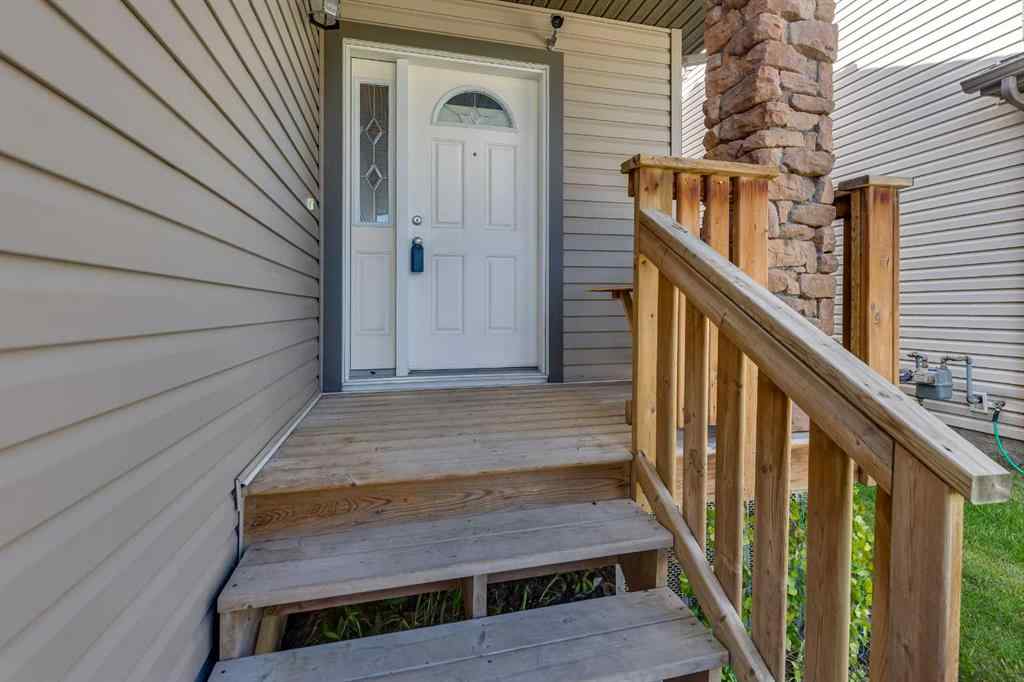MLS® A2247578 - 14 VOLD Close  in Vanier East Red Deer, Residential